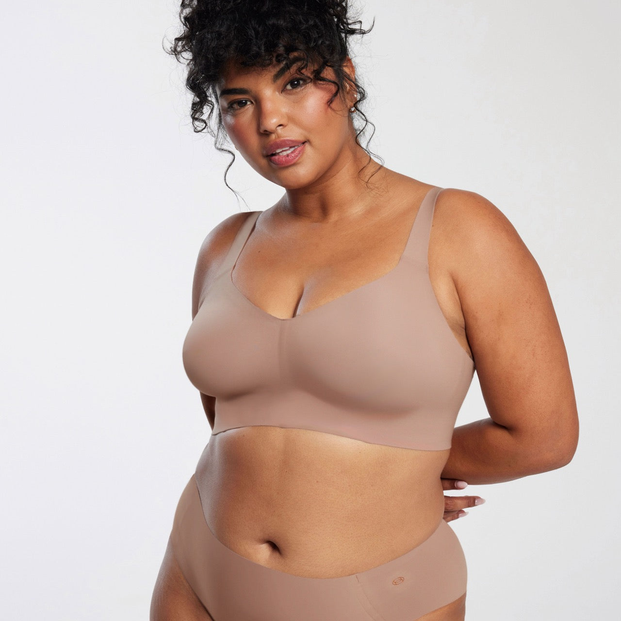 Evelyn and Bobbie Beyond Bra